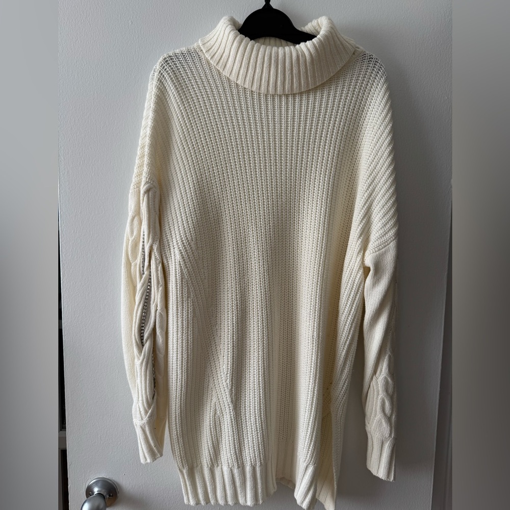 Gorgeous Design Cream Knit Turtleneck Sweater with diamanté accents